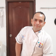 Johnny Dennys  Vulgarín Farfán