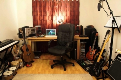 professional-recording-studio-setup-738x490.jpg